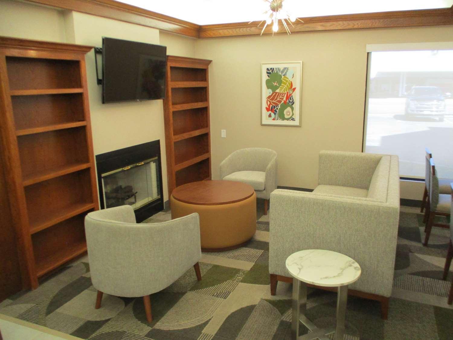 Best Western Plus Riata Hotel Brownwood Extérieur photo